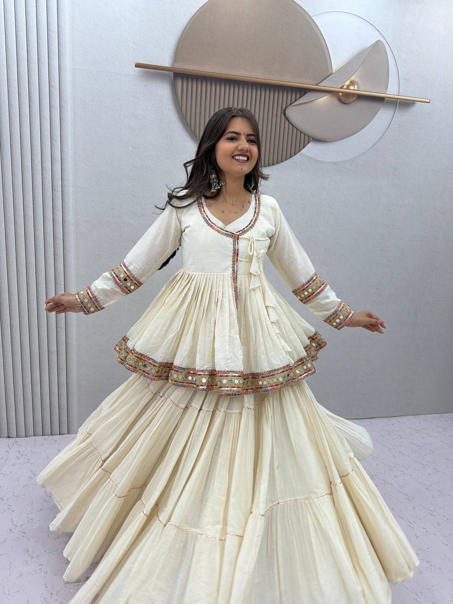 NAVRATRI SPECIAL KEDIYU STYLE LEHENGA CHOLI ā 9 METER FLAIR
