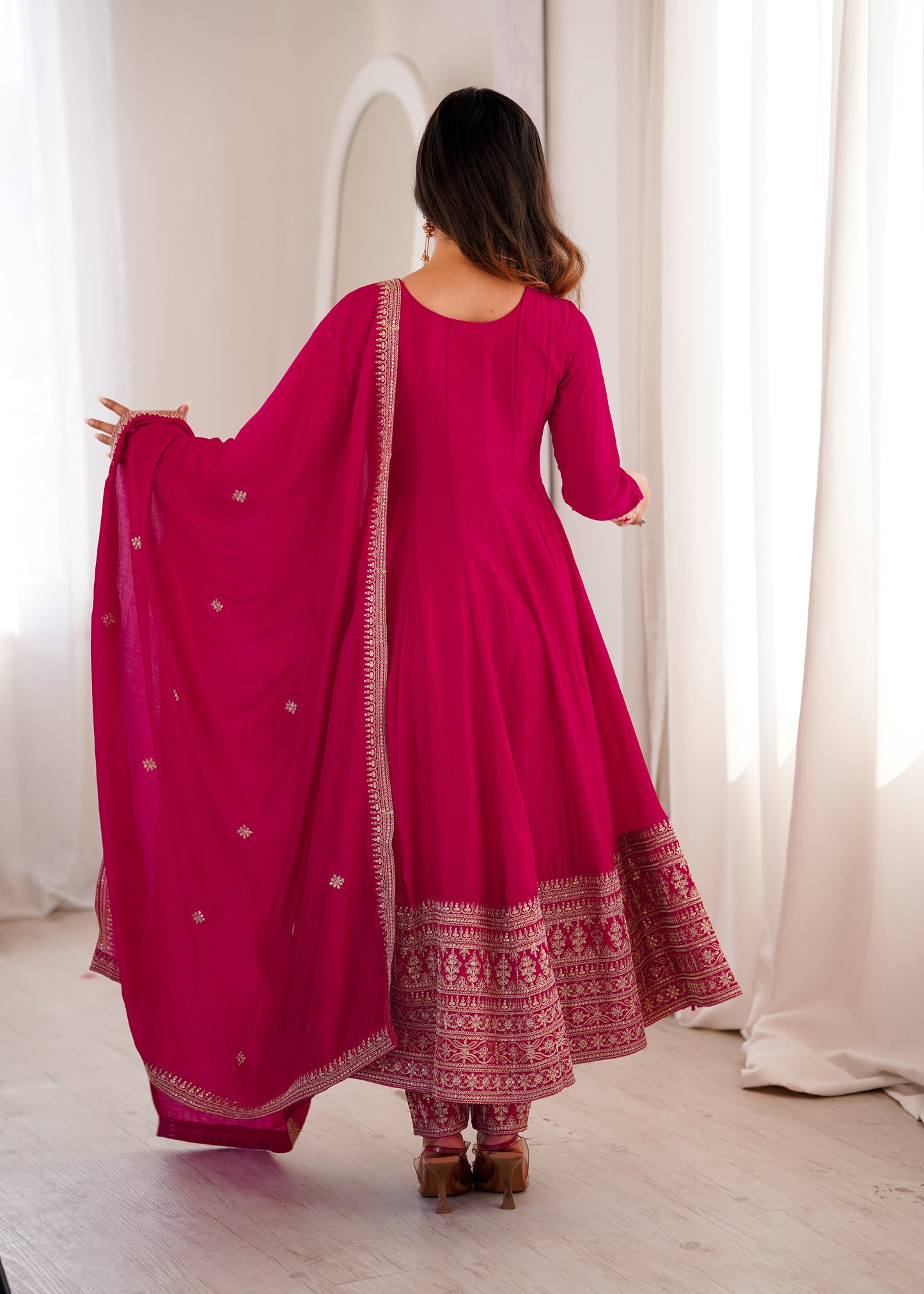 Premium Blooming Vichitra Silk Anarkali Suit Set For Women 💖