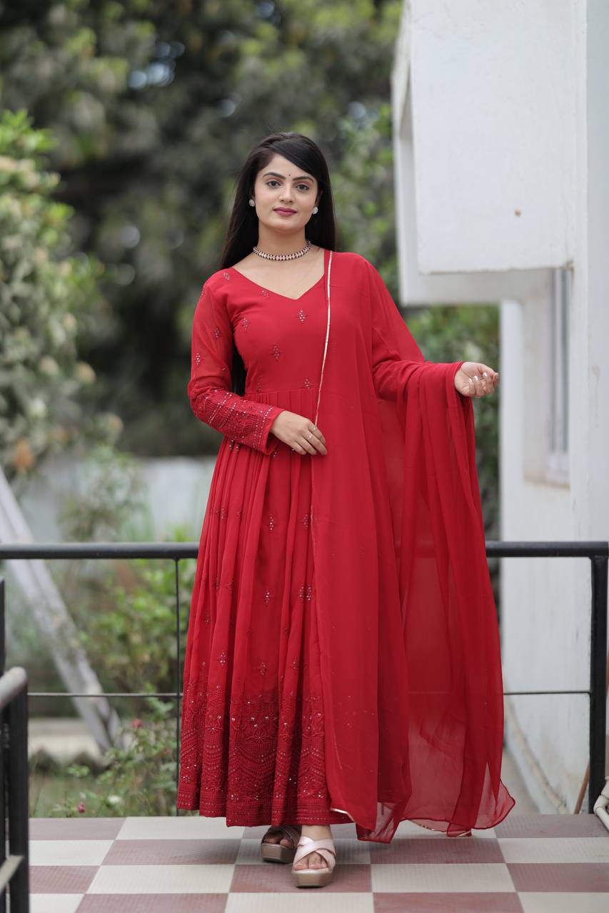 Mehrunisa Royal Georgette Anarkali Set ✨❤️