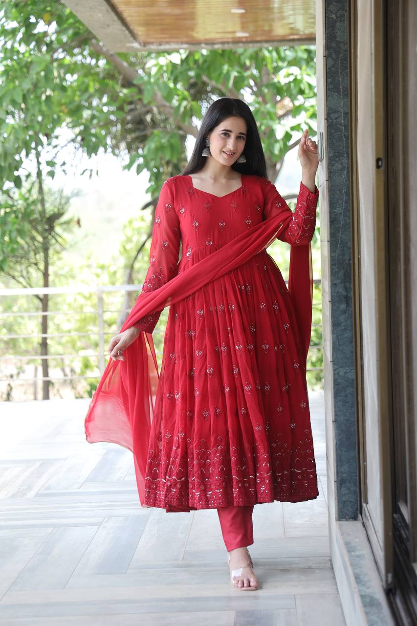 Mehernoor Maroon Sequin Anarkali Set ✨❤️
