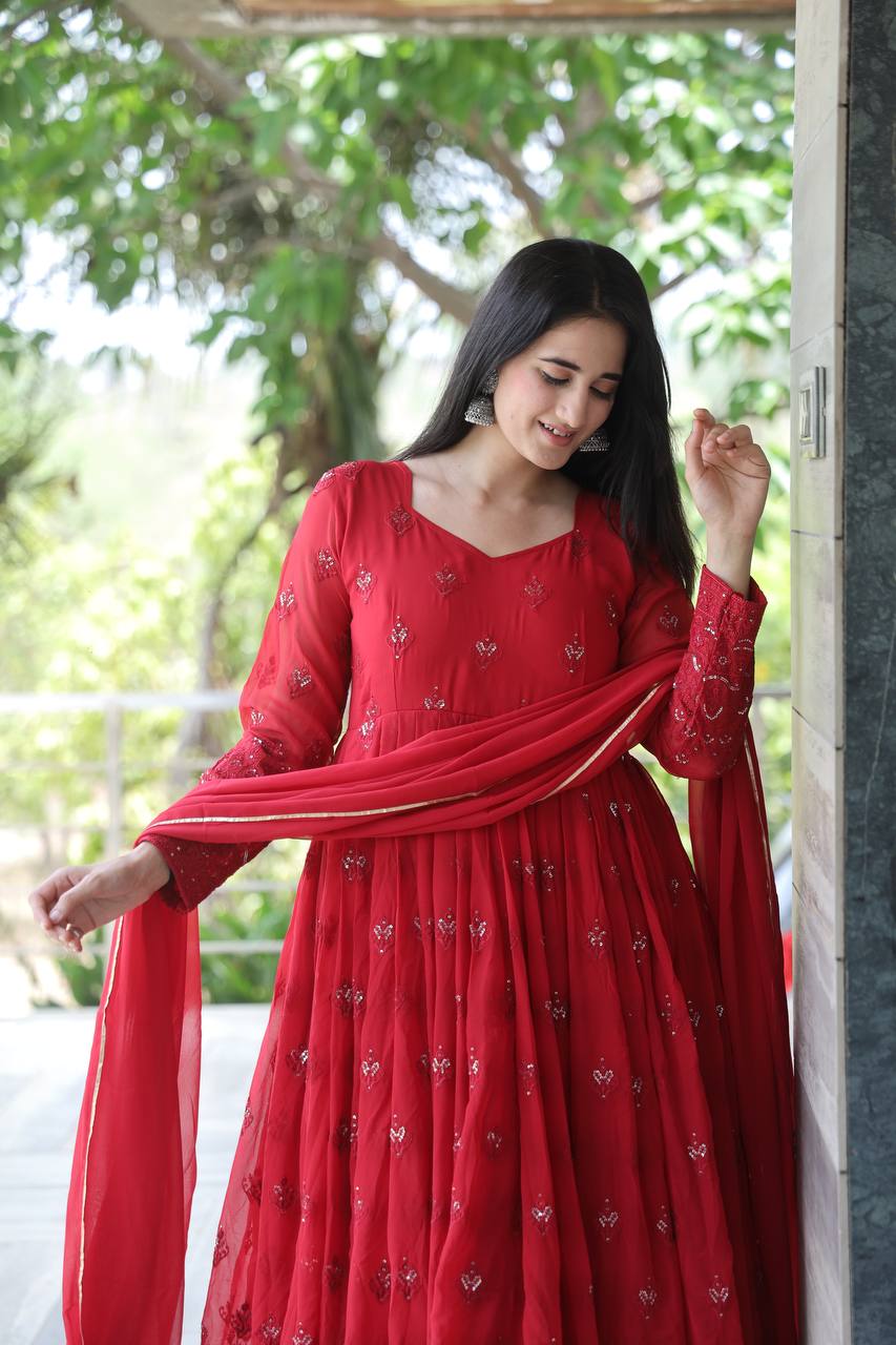 Mehernoor Maroon Sequin Anarkali Set ✨❤️