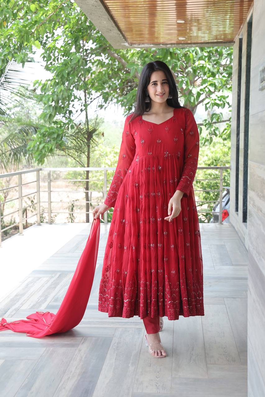 Mehernoor Maroon Sequin Anarkali Set ✨❤️