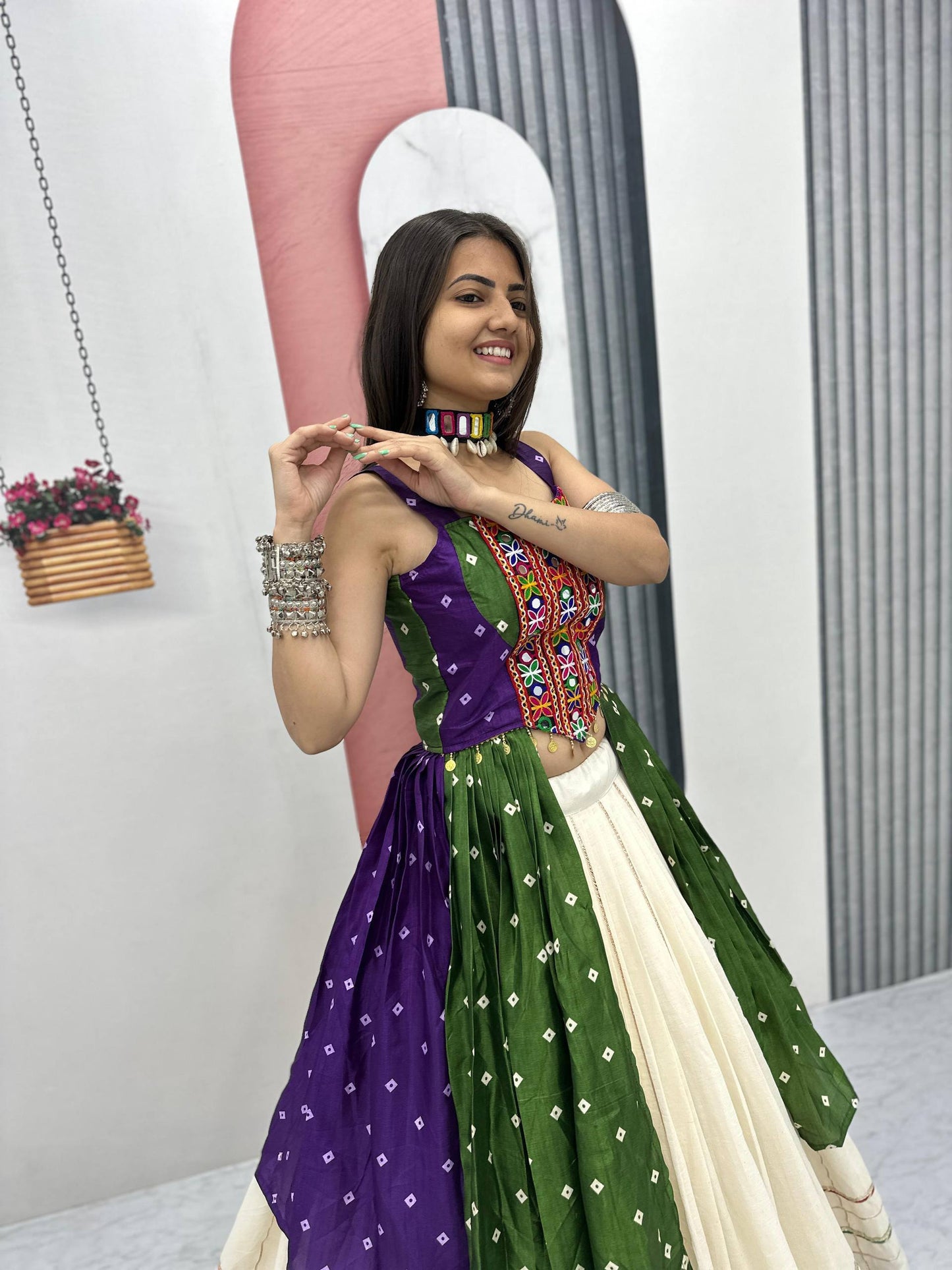 NAVRATRI SPECIAL BANDHEJ LEHENGA CHOLI – 6 METER BIG FLAIR