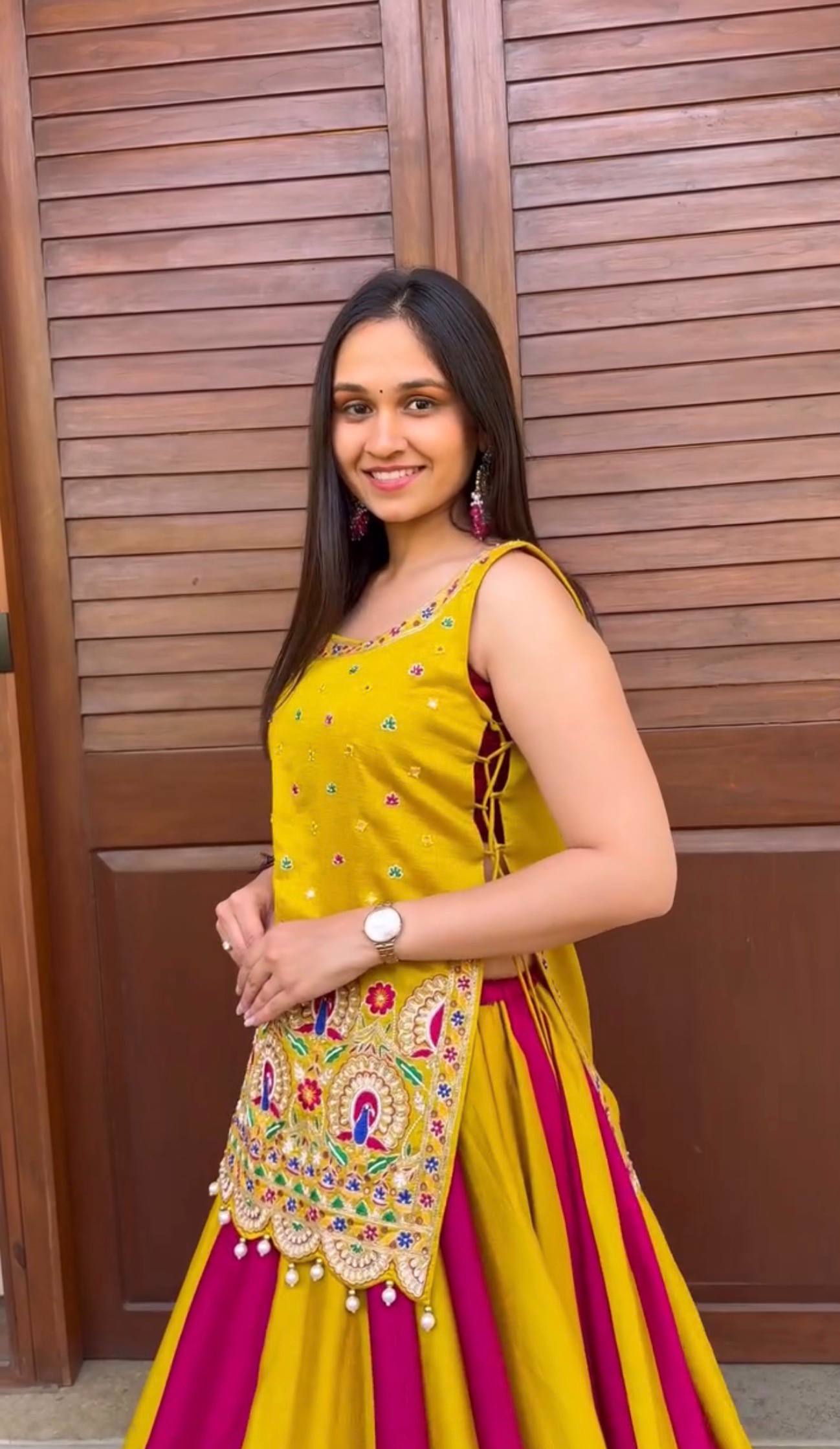 NAVRATRI SPECIAL VICHITRA SILK LEHENGA CHOLI WITH SHRUG