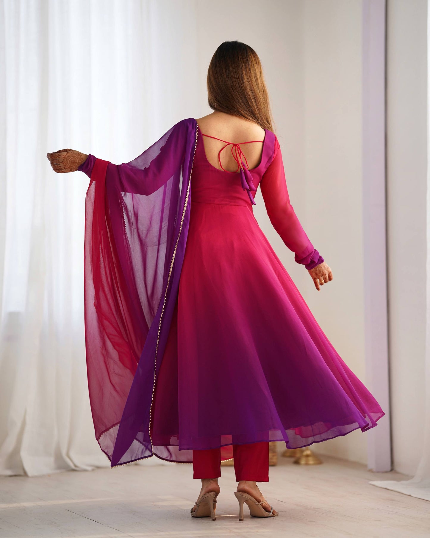 Trendy Colorful Fox Georgette Anarkali Suit Set For Women 🌈