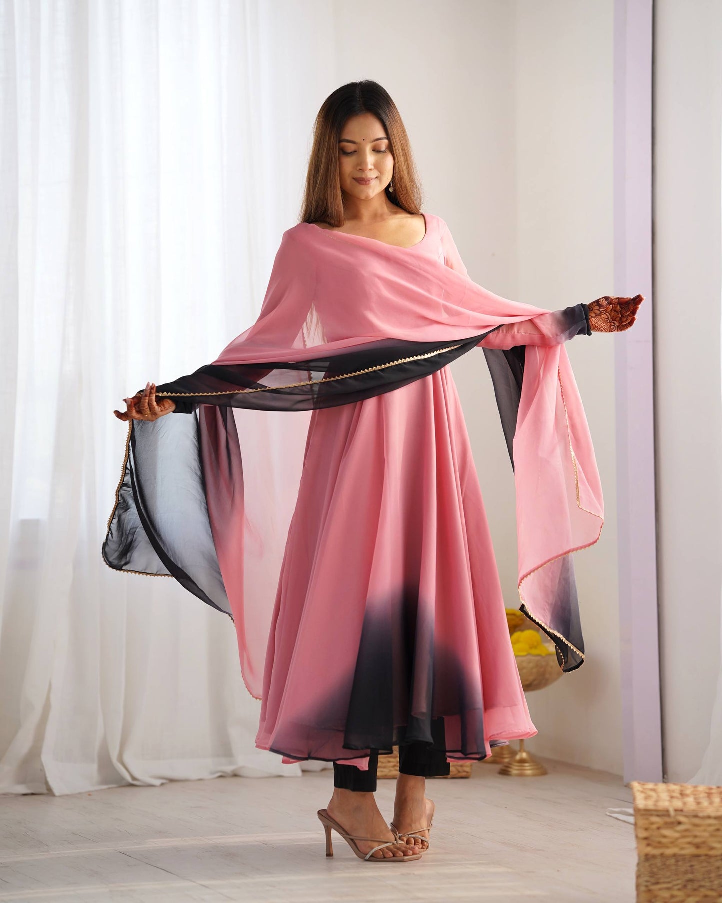 Trendy Colorful Fox Georgette Anarkali Suit Set For Women 🌈