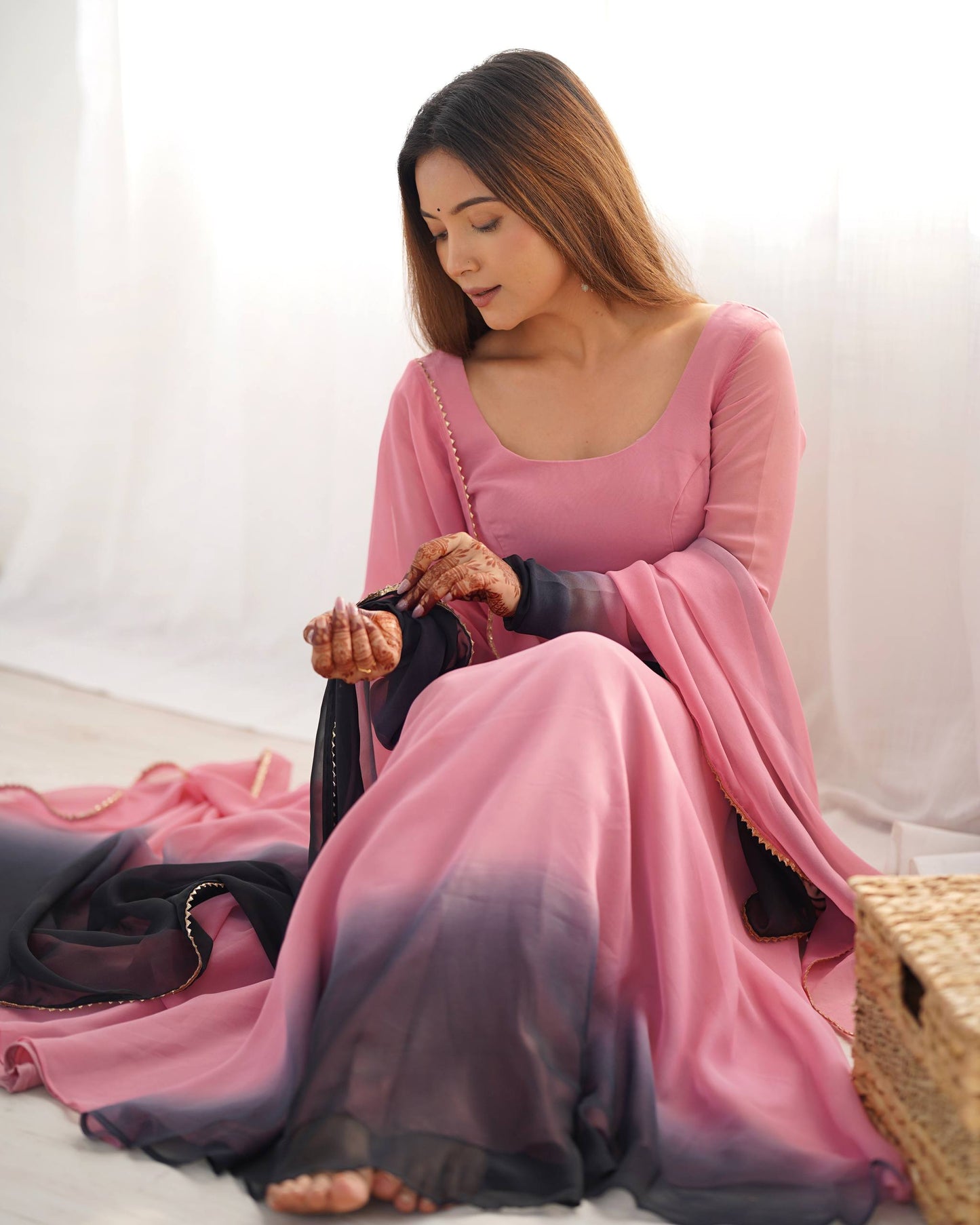 Trendy Colorful Fox Georgette Anarkali Suit Set For Women 🌈