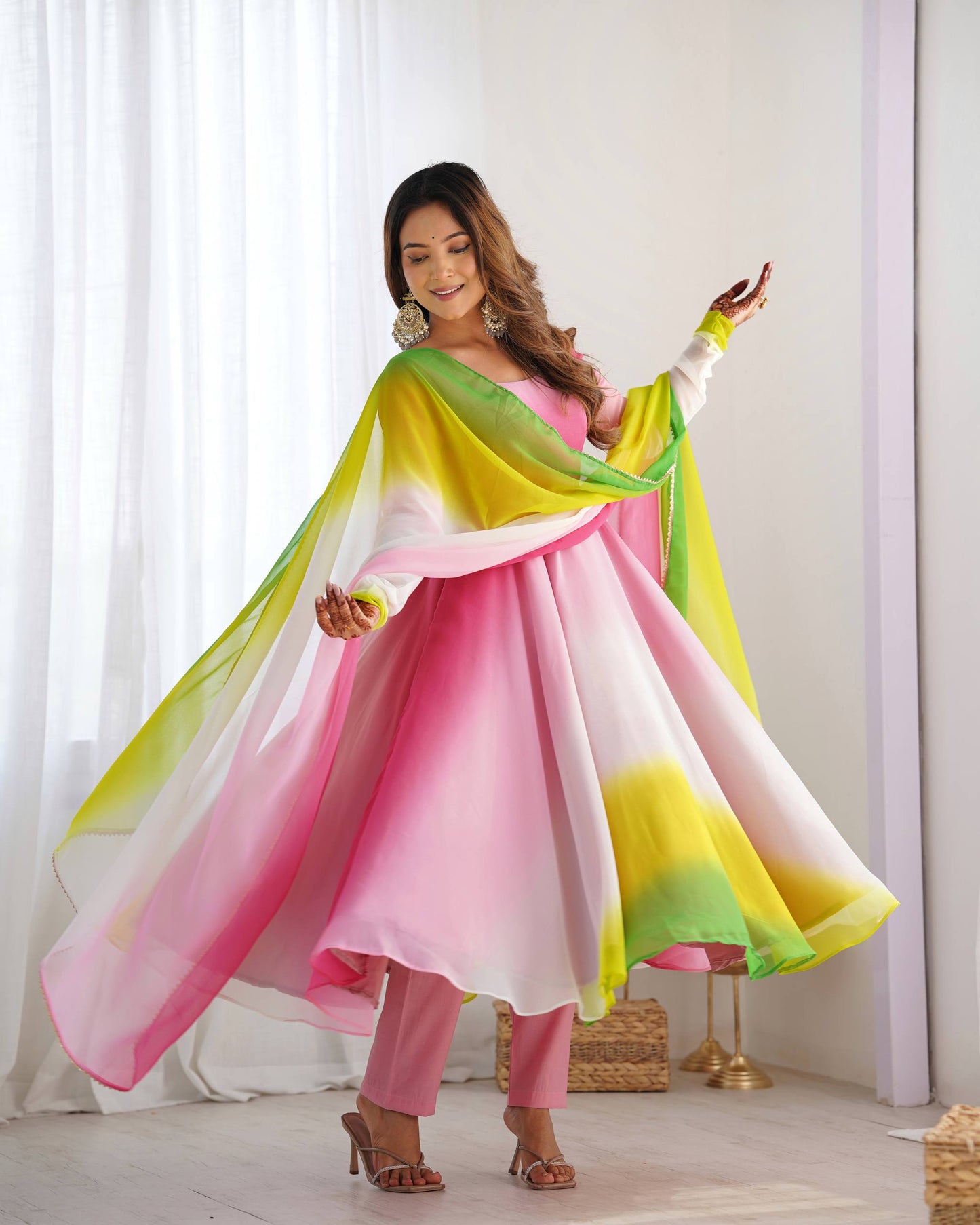 Trendy Colorful Fox Georgette Anarkali Suit Set For Women 🌈