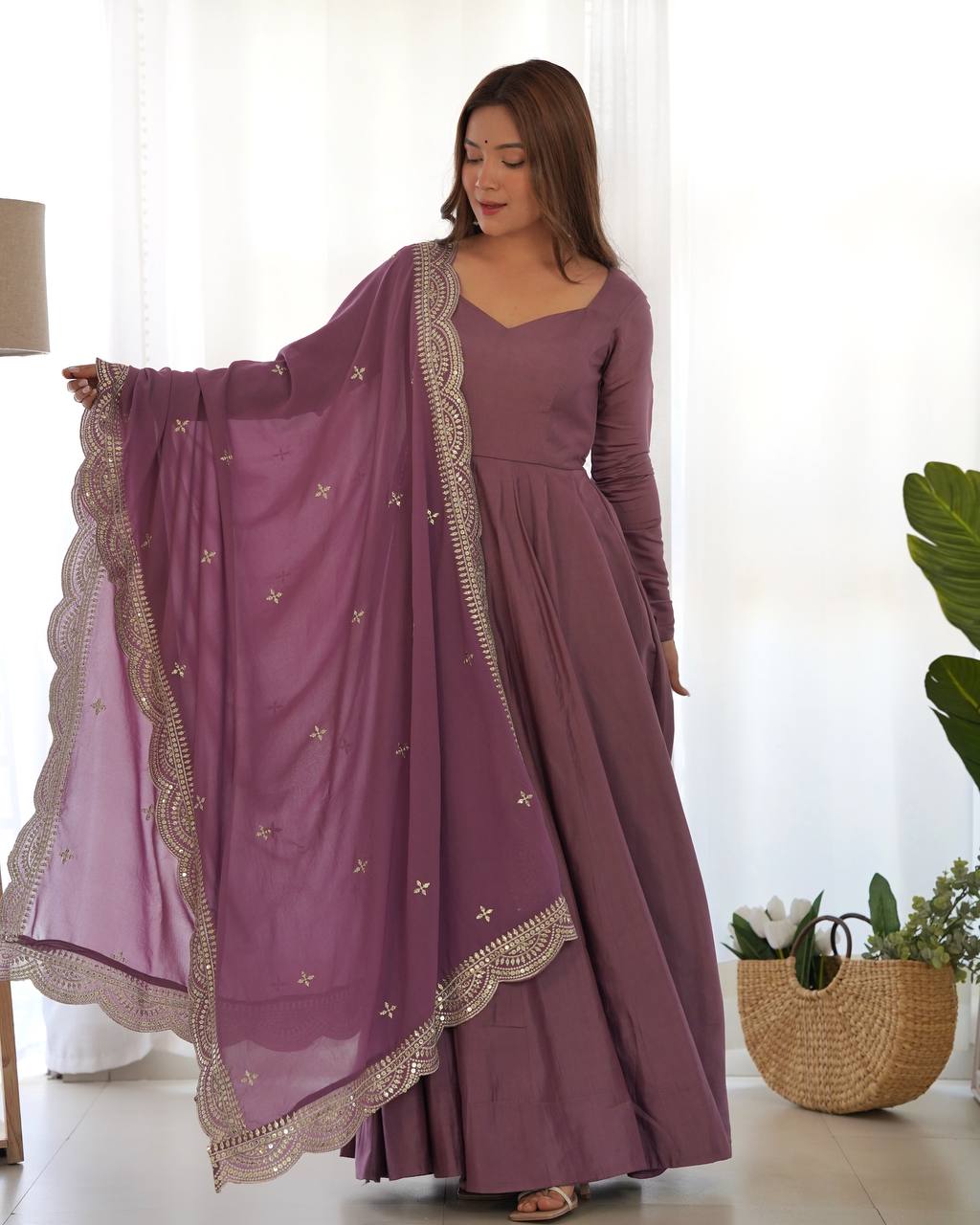 Luxury Roman Silk Chanderi Fully Flared Anarkali Suit Set For Women ✨