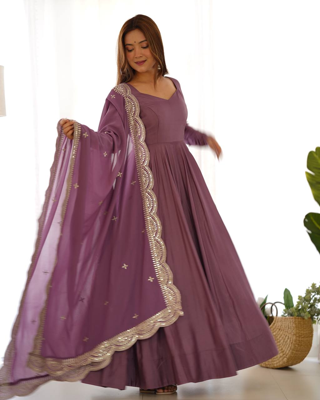 Luxury Roman Silk Chanderi Fully Flared Anarkali Suit Set For Women ✨
