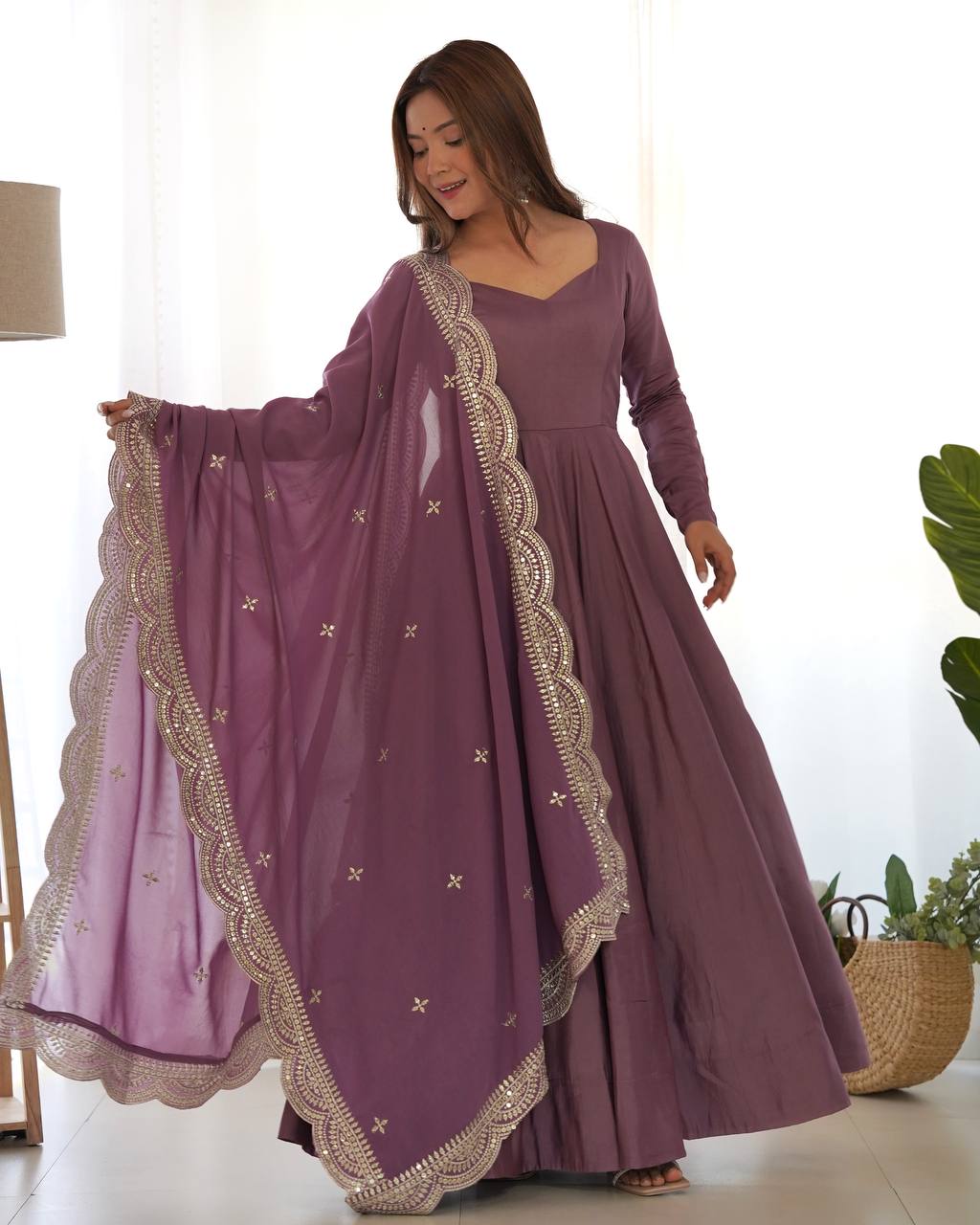 Luxury Roman Silk Chanderi Fully Flared Anarkali Suit Set For Women ✨