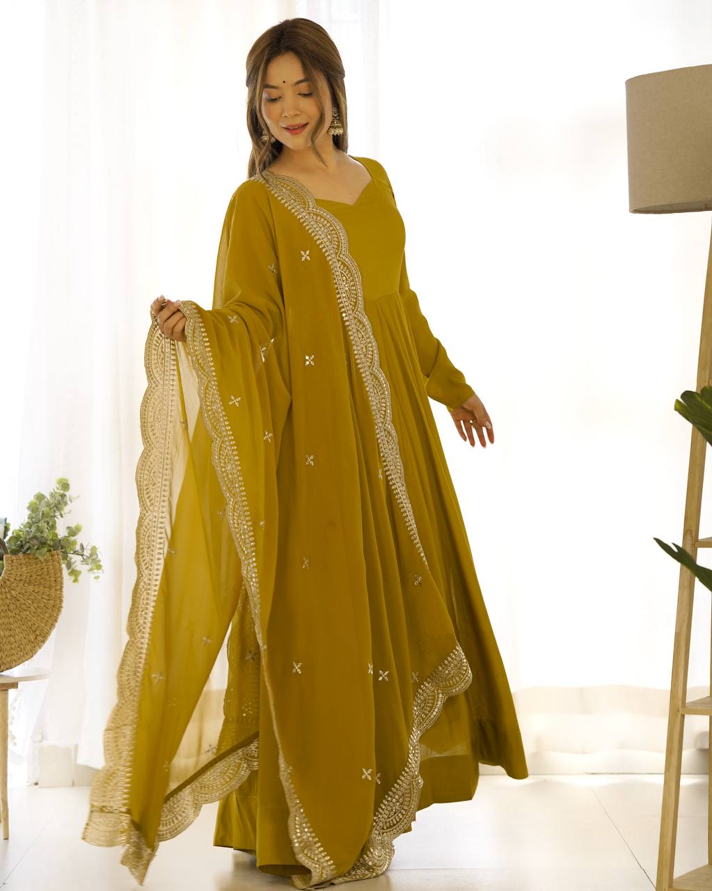 Luxury Roman Silk Chanderi Fully Flared Anarkali Suit Set For Women ✨