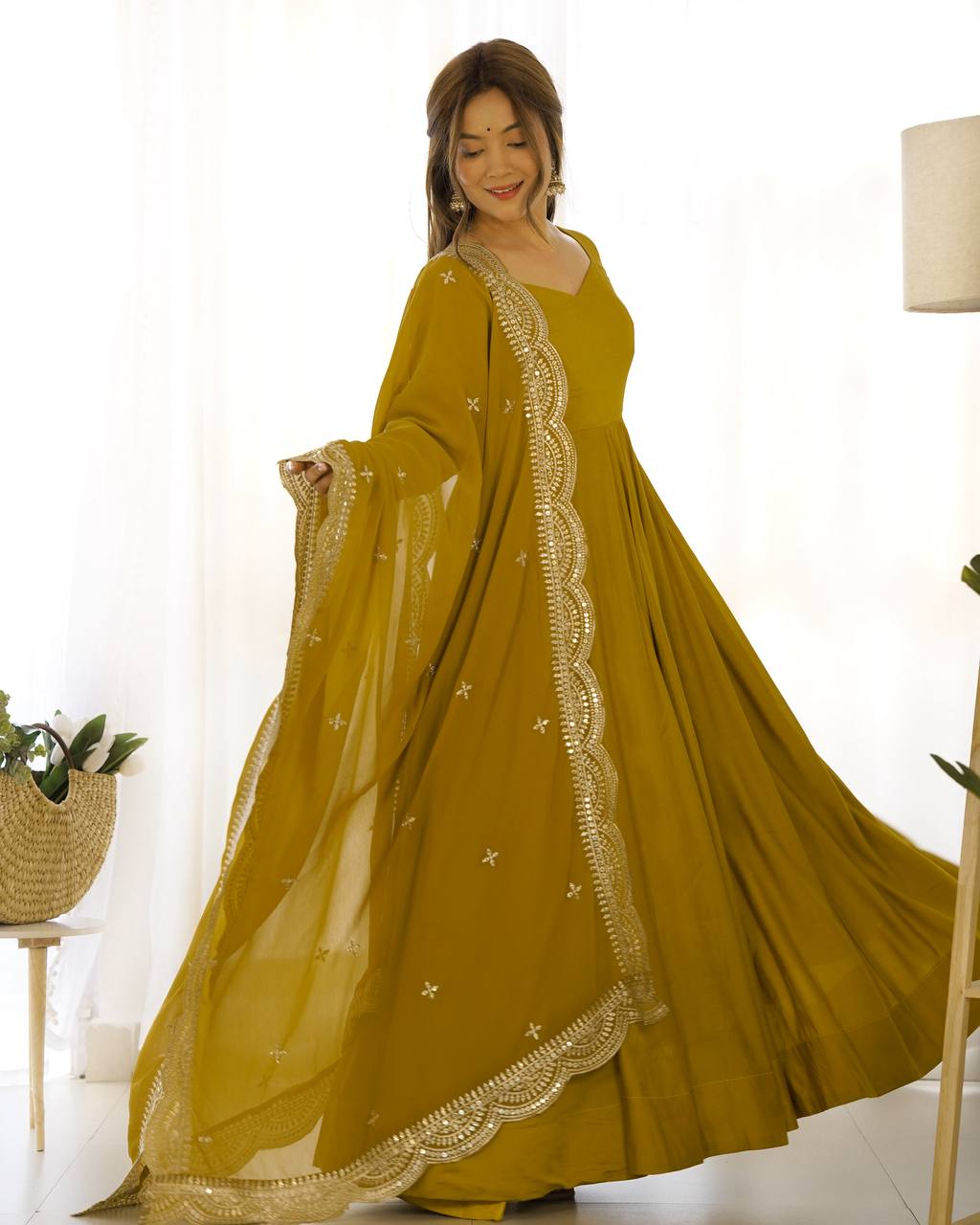Luxury Roman Silk Chanderi Fully Flared Anarkali Suit Set For Women ✨