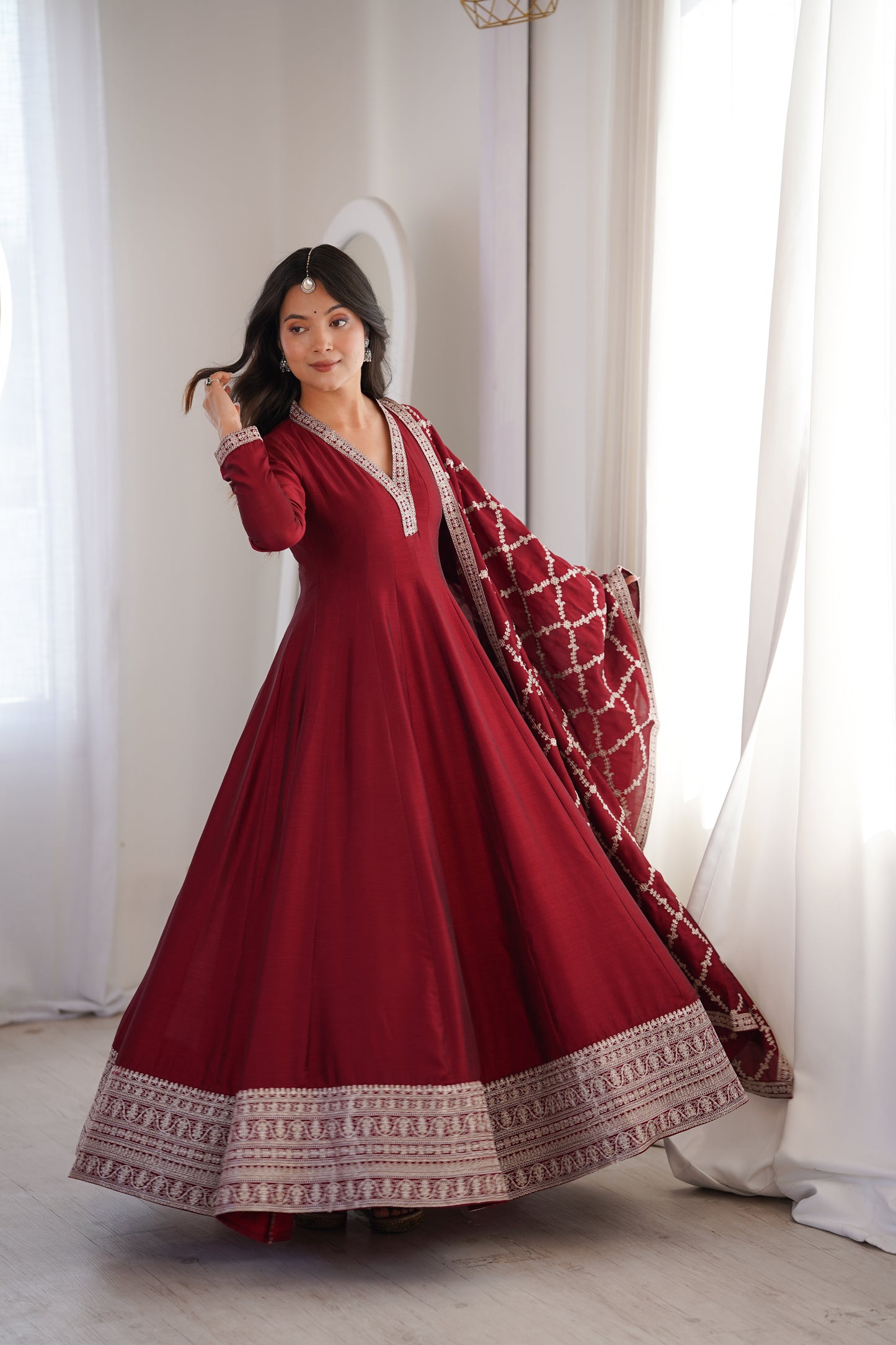 Noorza Blooming Vichitra Anarkali Set ✨🌺