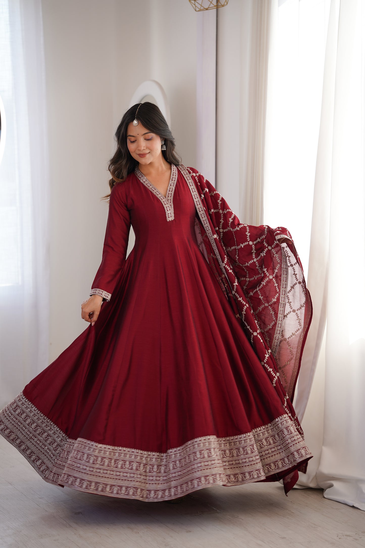 Noorza Blooming Vichitra Anarkali Set ✨🌺