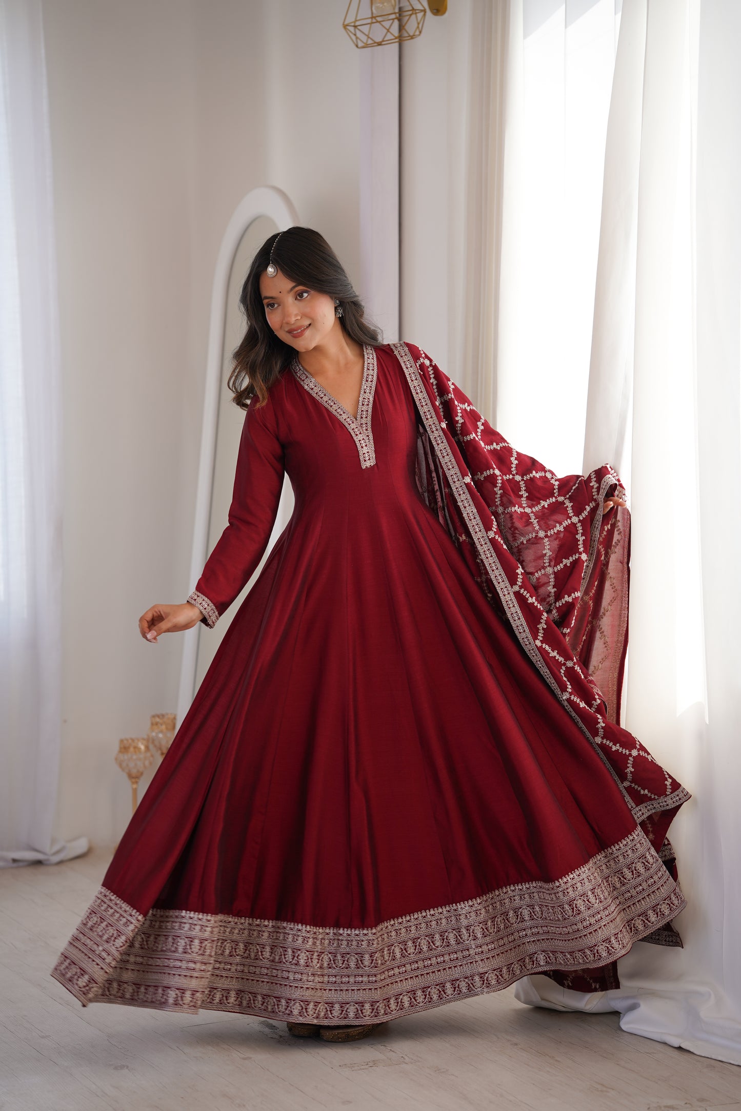 Noorza Blooming Vichitra Anarkali Set ✨🌺