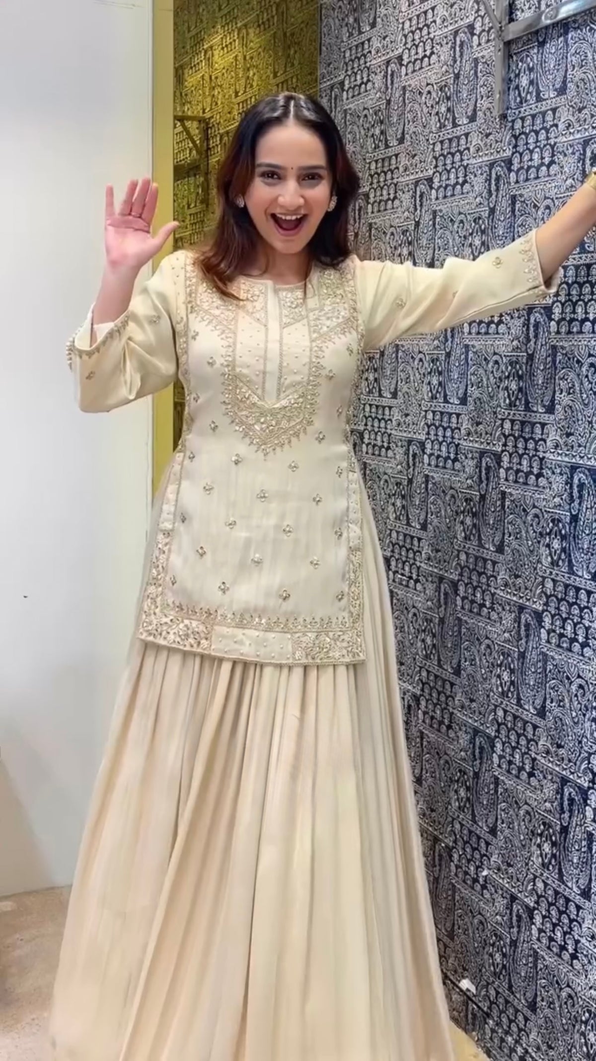 HEAVY CHINON SILK EMBROIDERED LEHENGA SET