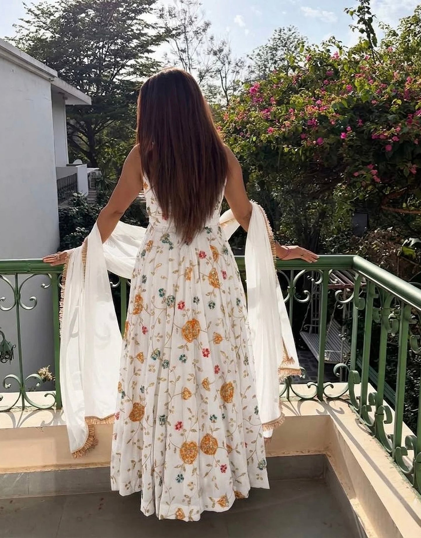 HEAVY VICHTRA SILK GOWN