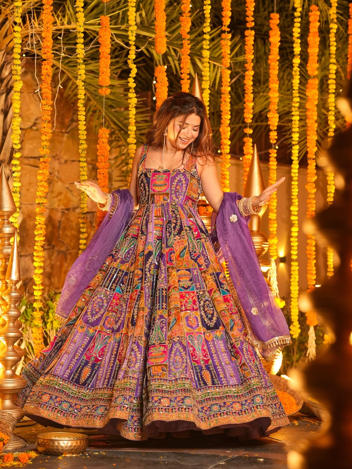 Pure Crepe Position Print Embroidered Maxi Suit Set – Elegant Festive Collection