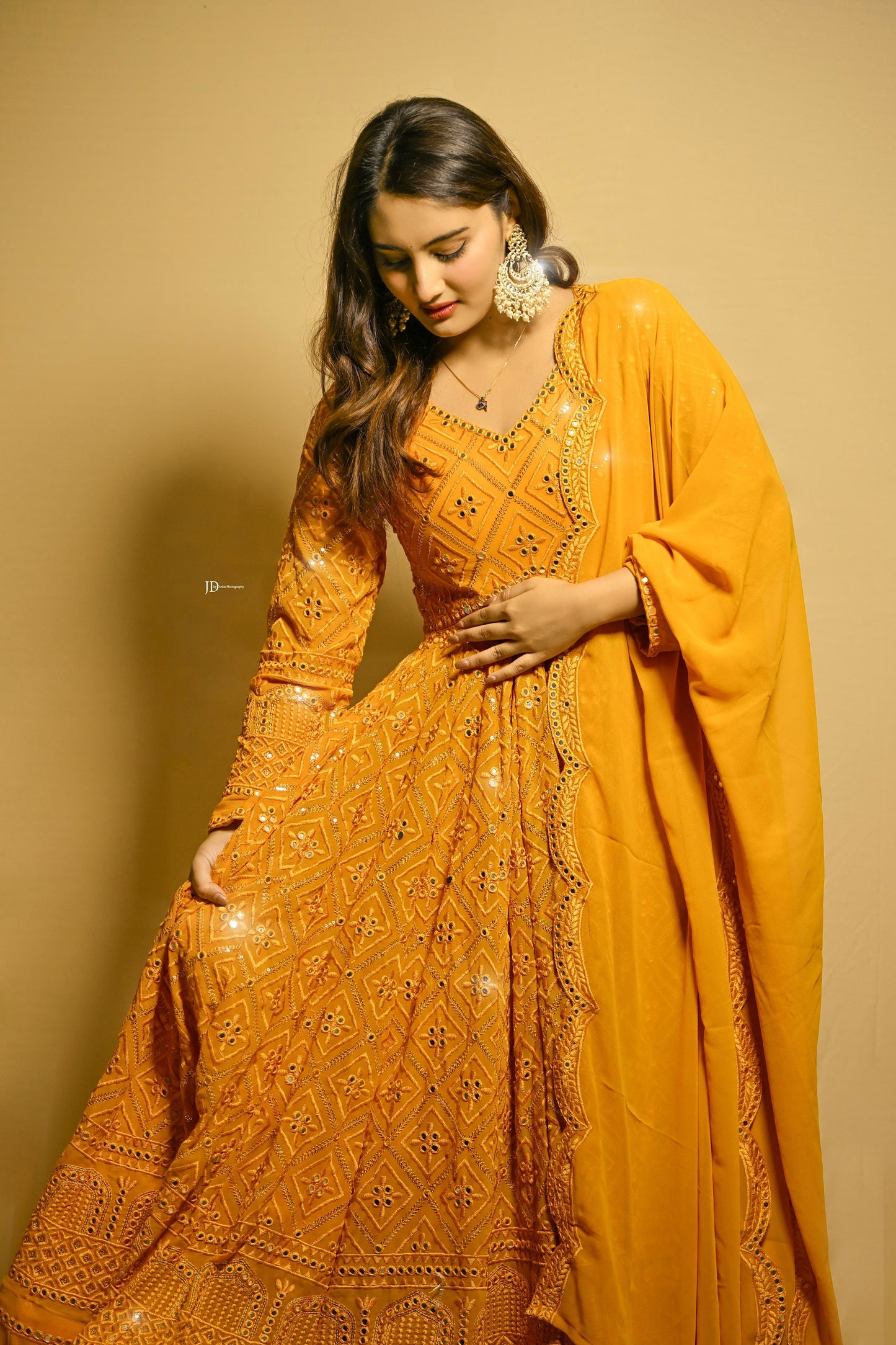 Saanjh Golden Glow Suit Set🌼