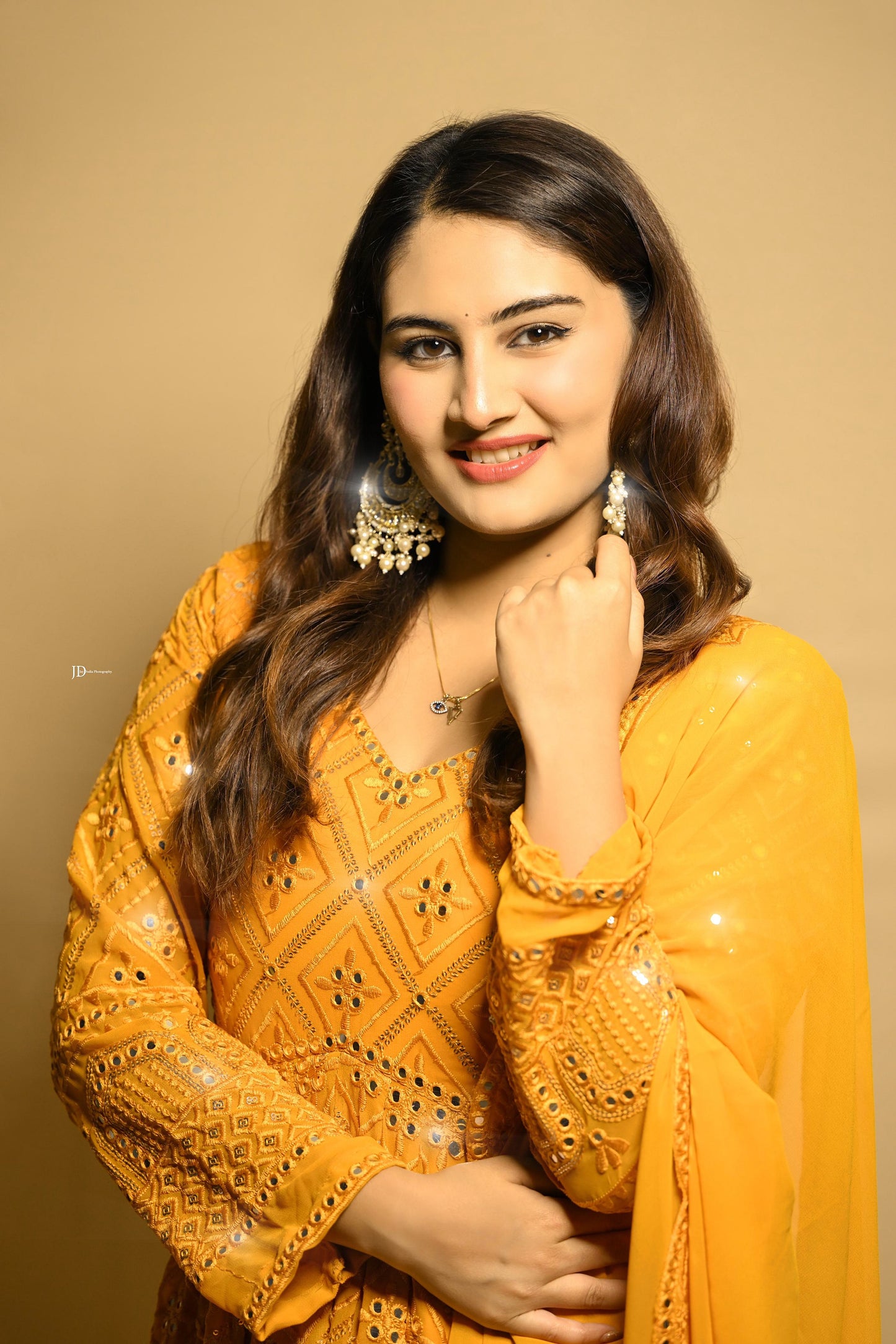Saanjh Golden Glow Suit Set🌼