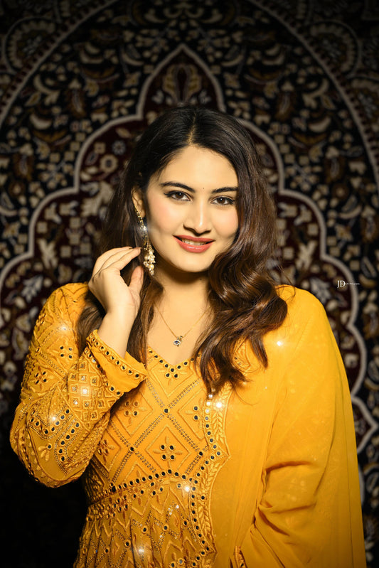 Saanjh Golden Glow Suit Set🌼