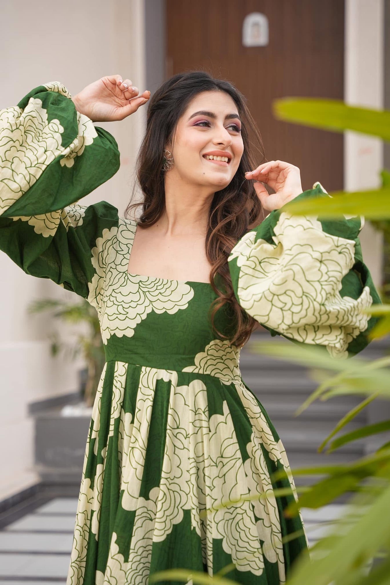 Women’s Maslin Fabric Ethnic Gown