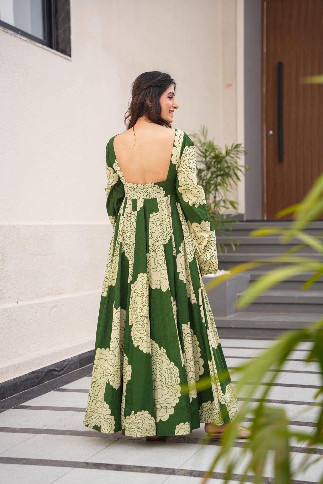 Women’s Maslin Fabric Ethnic Gown