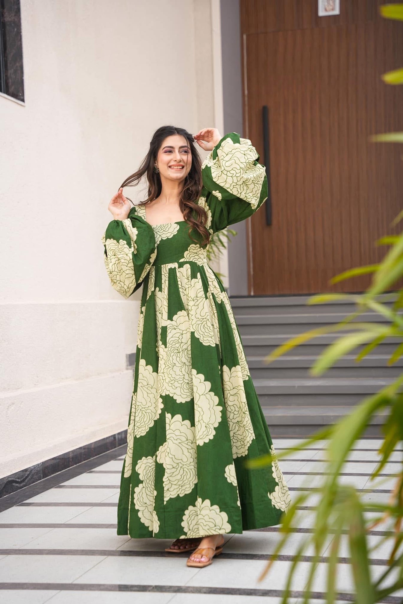 Women’s Maslin Fabric Ethnic Gown