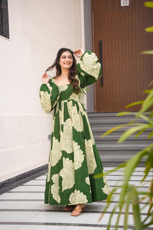 Women’s Maslin Fabric Ethnic Gown