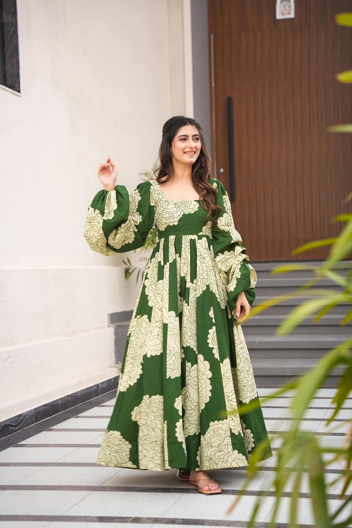 Women’s Maslin Fabric Ethnic Gown