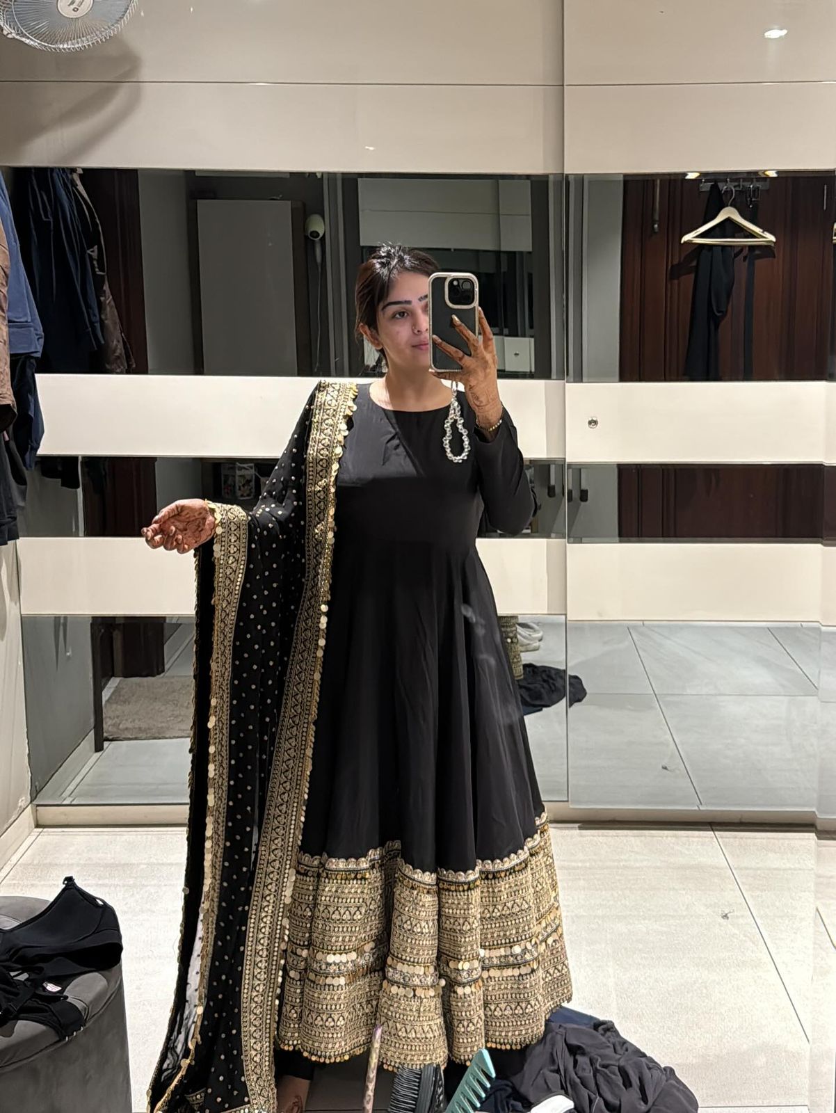Aarvika Embroidered Rayon Anarkali Set ✨🖤