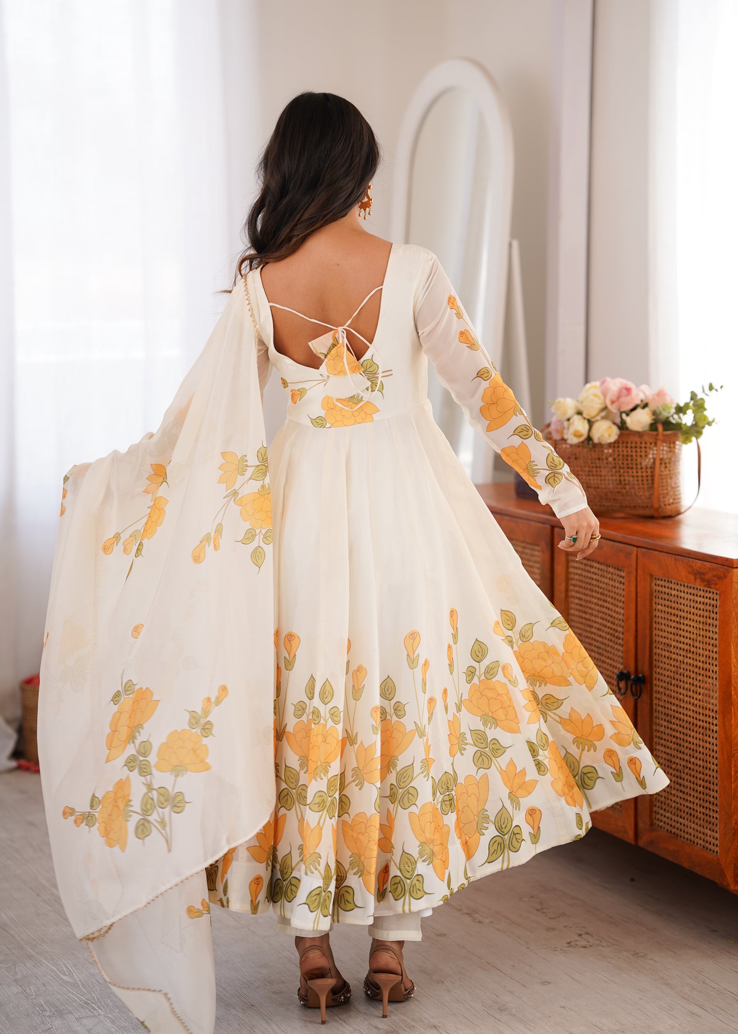 Floral Organza Silk Kali Anarkali Suit Set – Elegant Wedding Collection