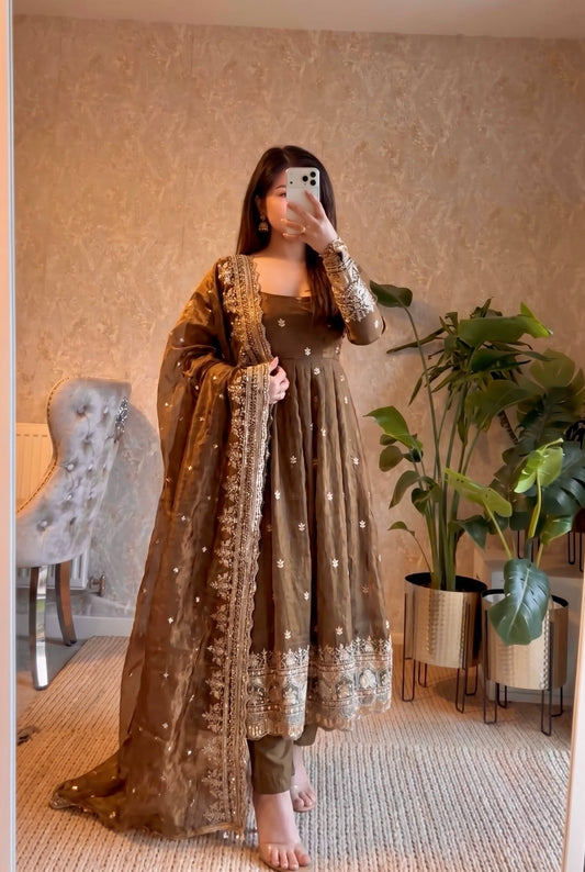 17-Colour Heavy Fandy Silk Embroidered Gown Set – Designer Party Wear